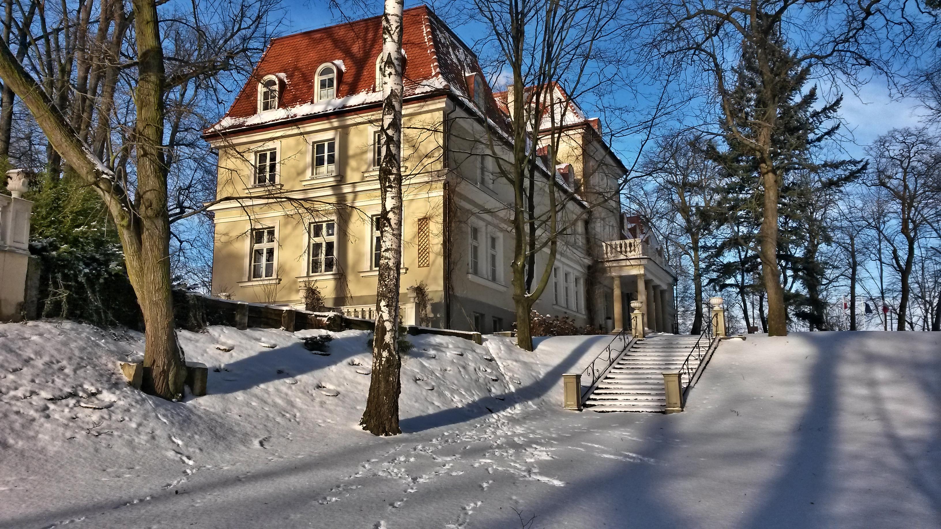 Dwor Sierakow Hotel Exterior photo